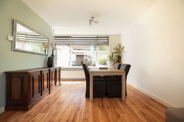 Foto 12 van Willem Alexanderstraat 11