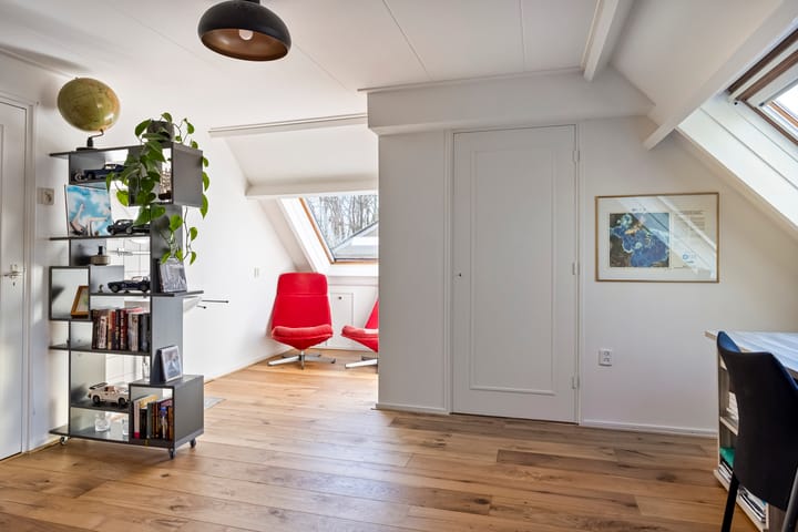 Foto 32 van van der Borch van Verwoldeweg 1