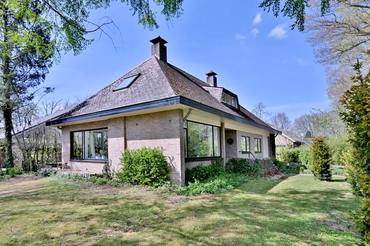 Foto 54 van van der Borch van Verwoldeweg 1