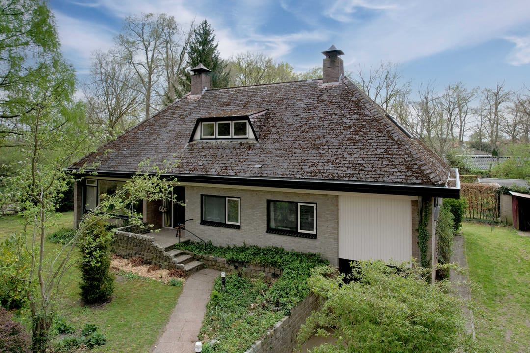 Foto 61 van van der Borch van Verwoldeweg 1