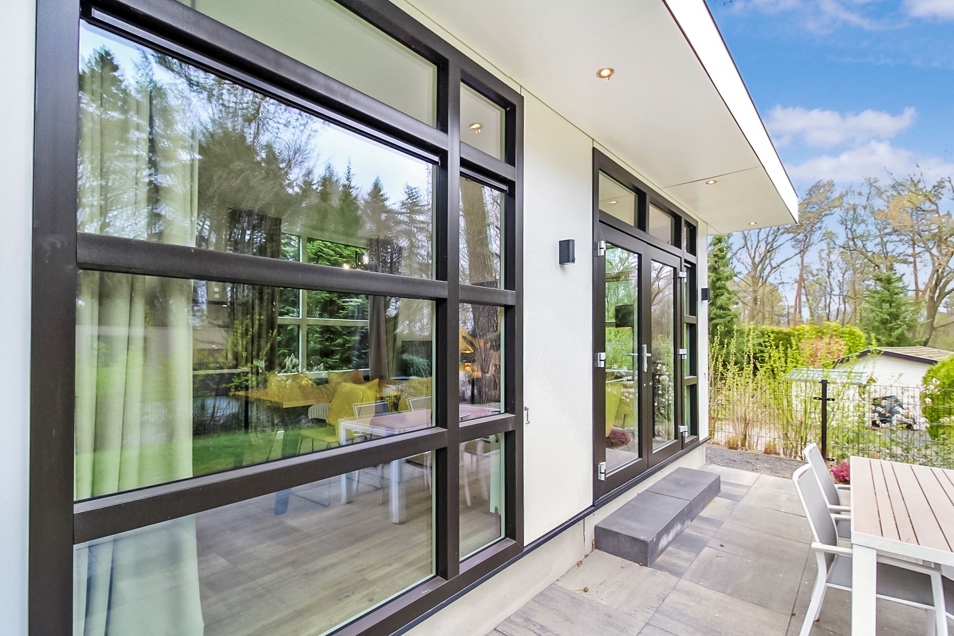 2-bedroom freehold villa in Lunteren — photo 3 of 5
