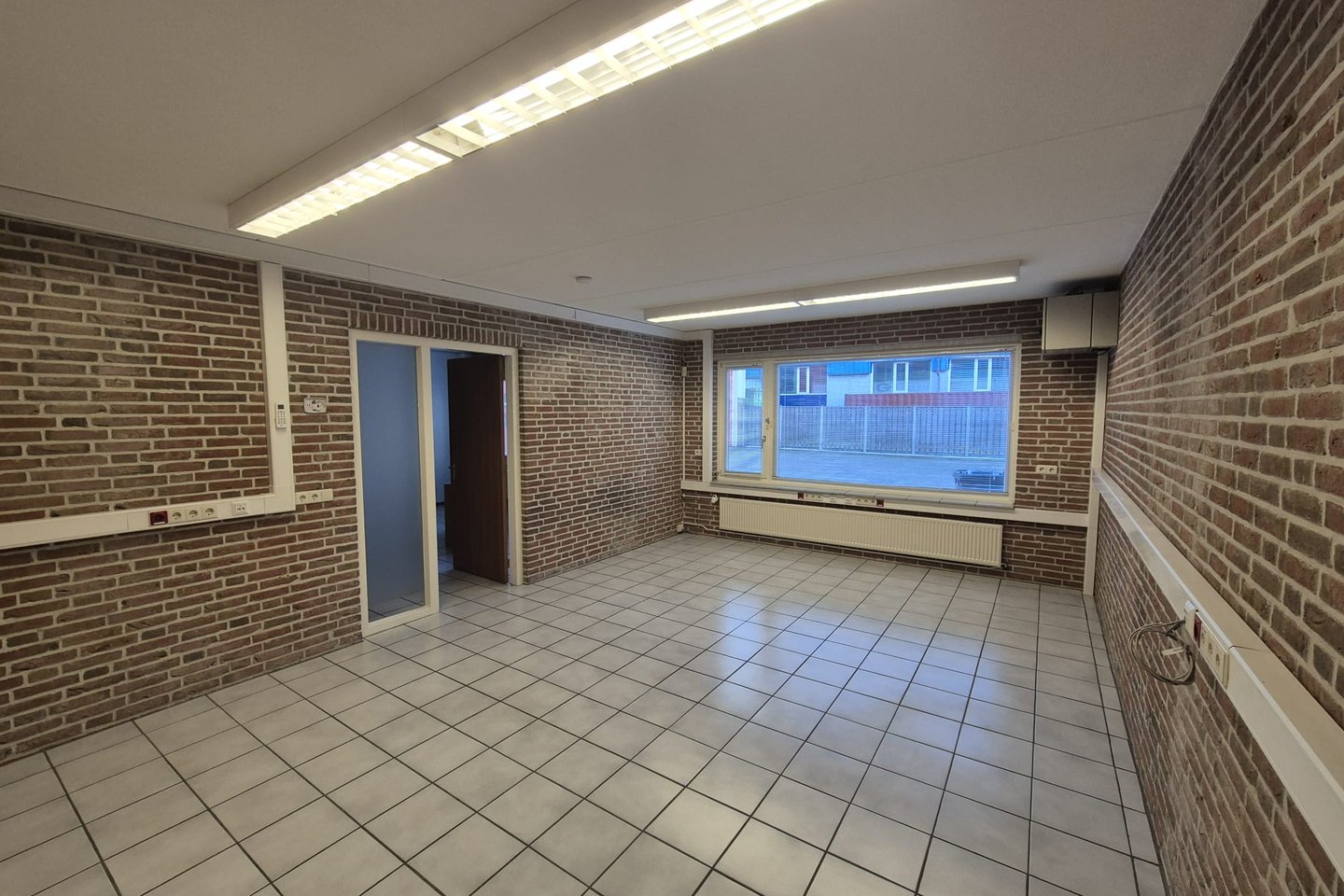 Bekijk foto 4 van De Hondert Margen 20