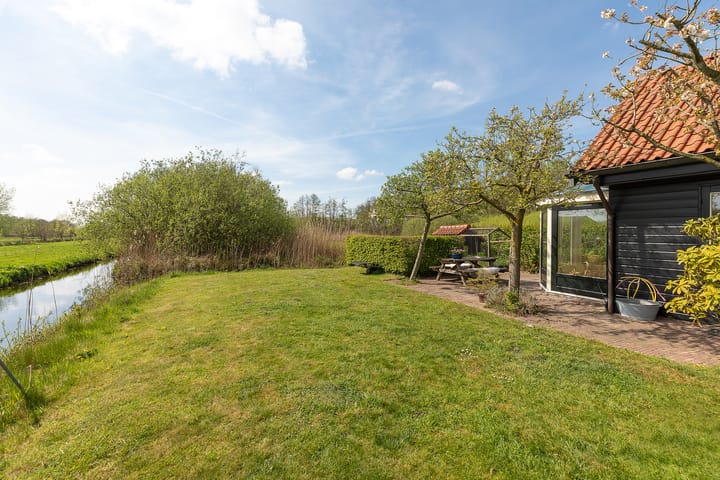 Foto 30 van Dwarsdijk 32