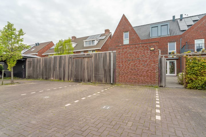 Foto 32 van Drie Gebroeders 11