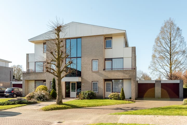 Foto 2 van Stjoerboard 12