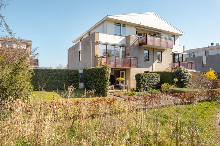 Foto 25 van Stjoerboard 12