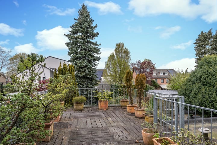 Foto 22 van Blaarthemseweg 51