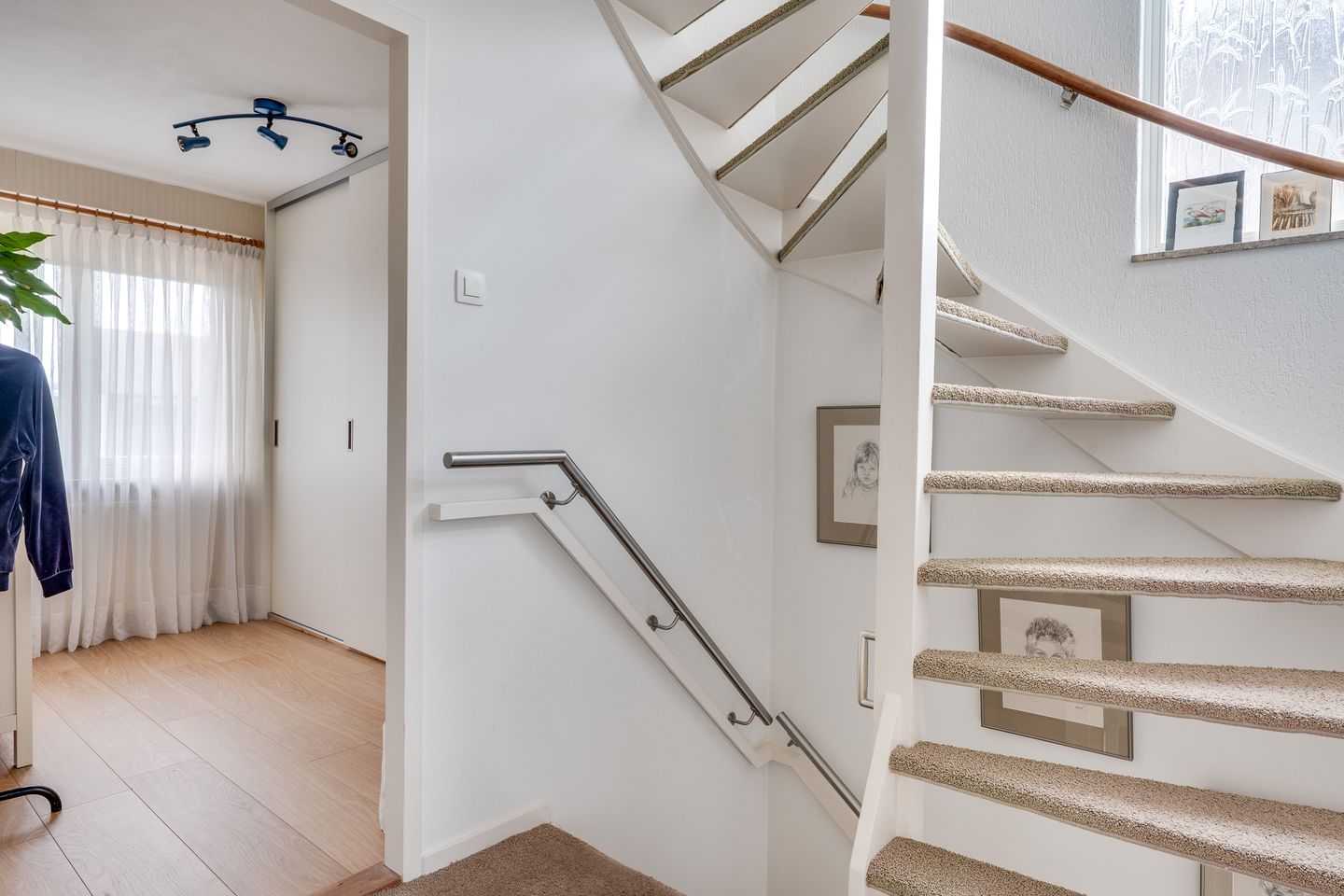 Foto 25 van Blaarthemseweg 51