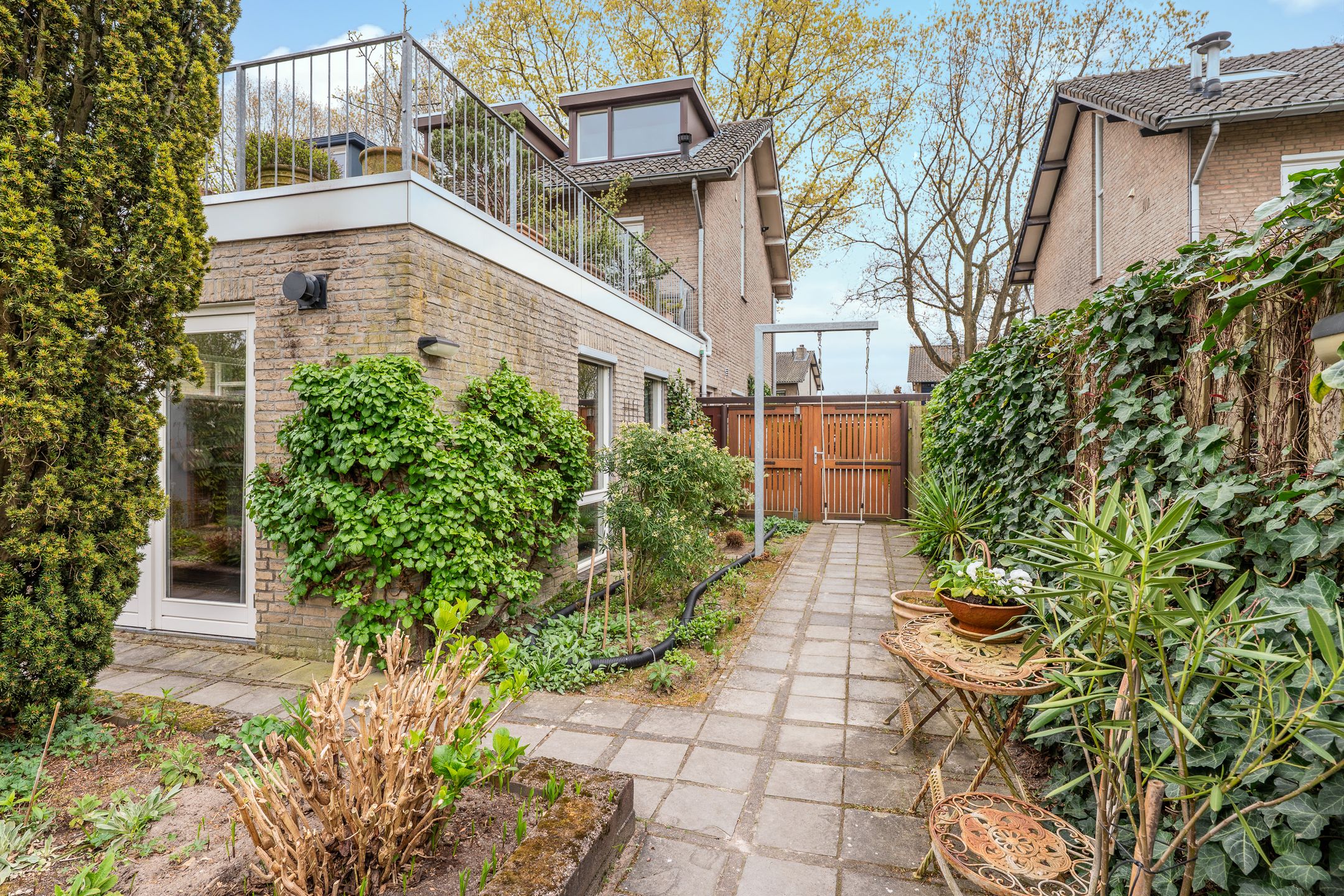 Foto 30 van Blaarthemseweg 51