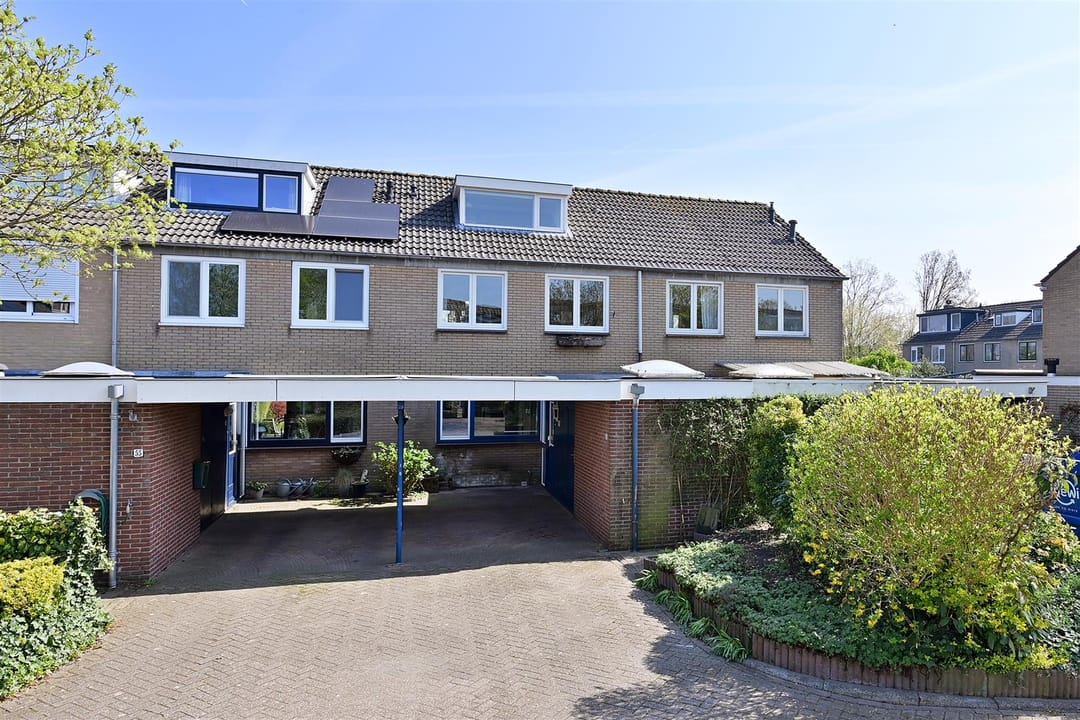 Photo 1 of Regenboog 57