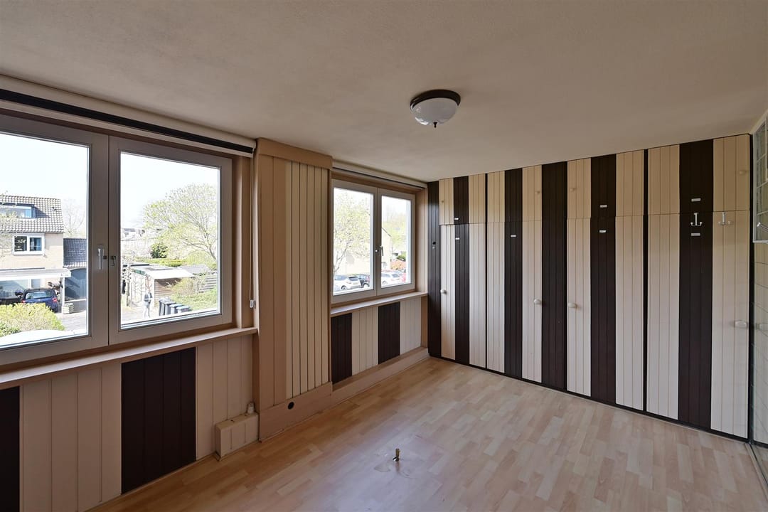 Photo 7 of Regenboog 57