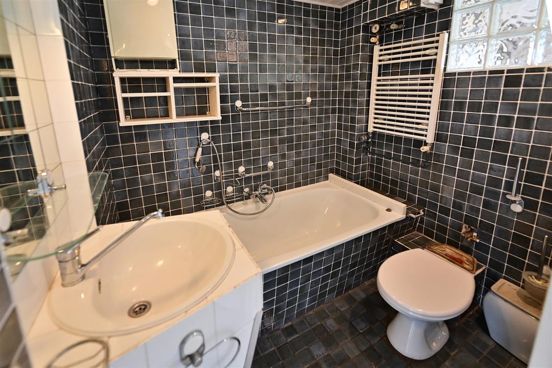 Photo 11 of Regenboog 57