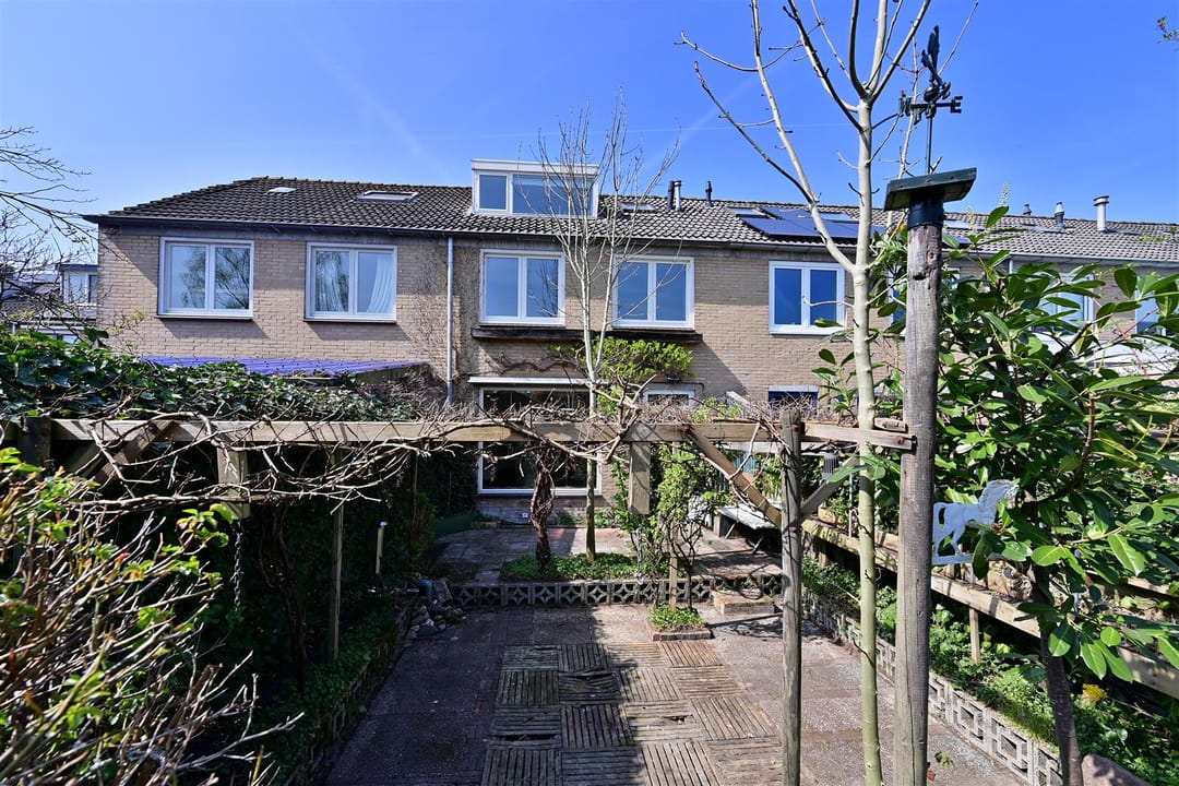 Photo 16 of Regenboog 57