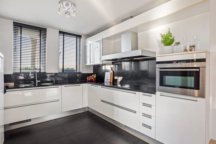 Foto 13 van Weerselosestraat 236