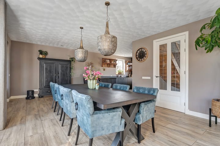 Foto 16 van Looweg 76