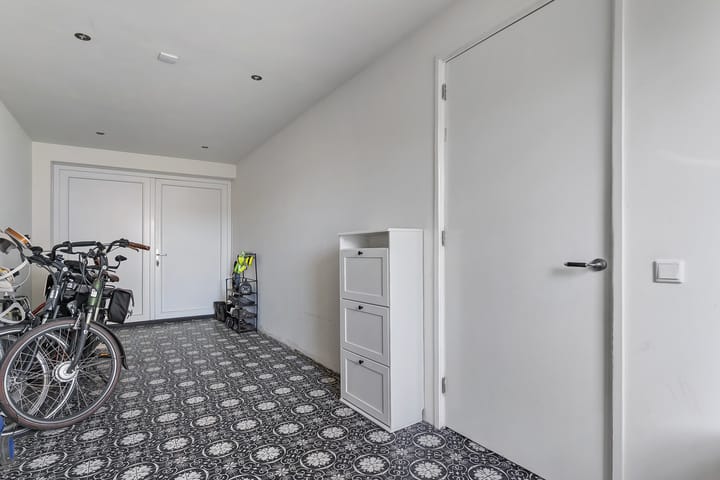 Foto 24 van Looweg 76