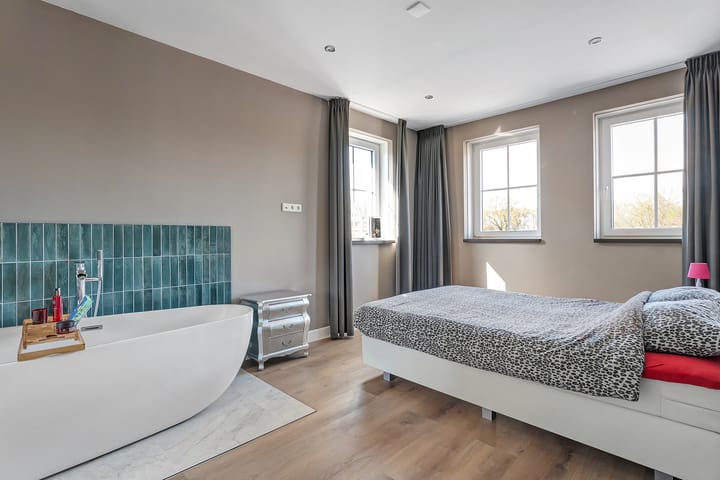 Foto 29 van Looweg 76