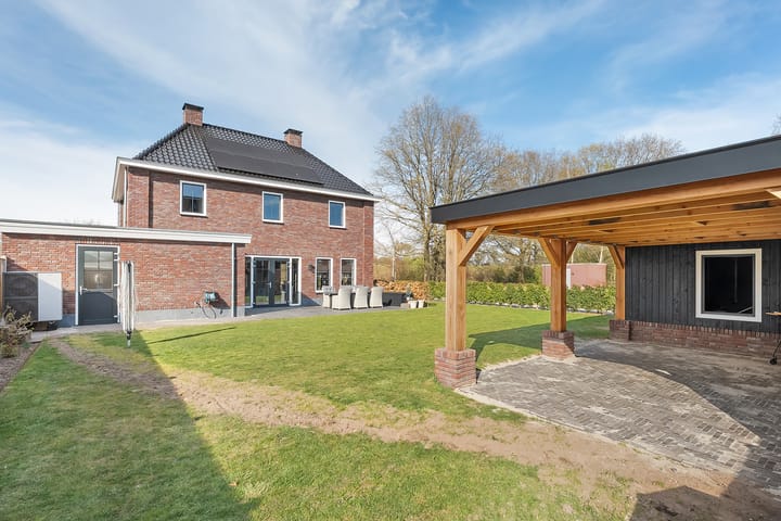 Foto 49 van Looweg 76