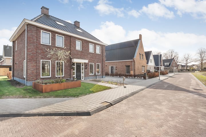 Foto 54 van Looweg 76