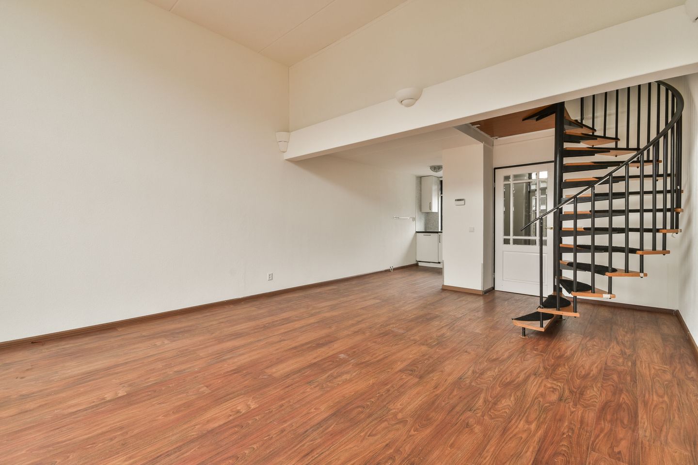 Foto 19 van Bartokweg 111