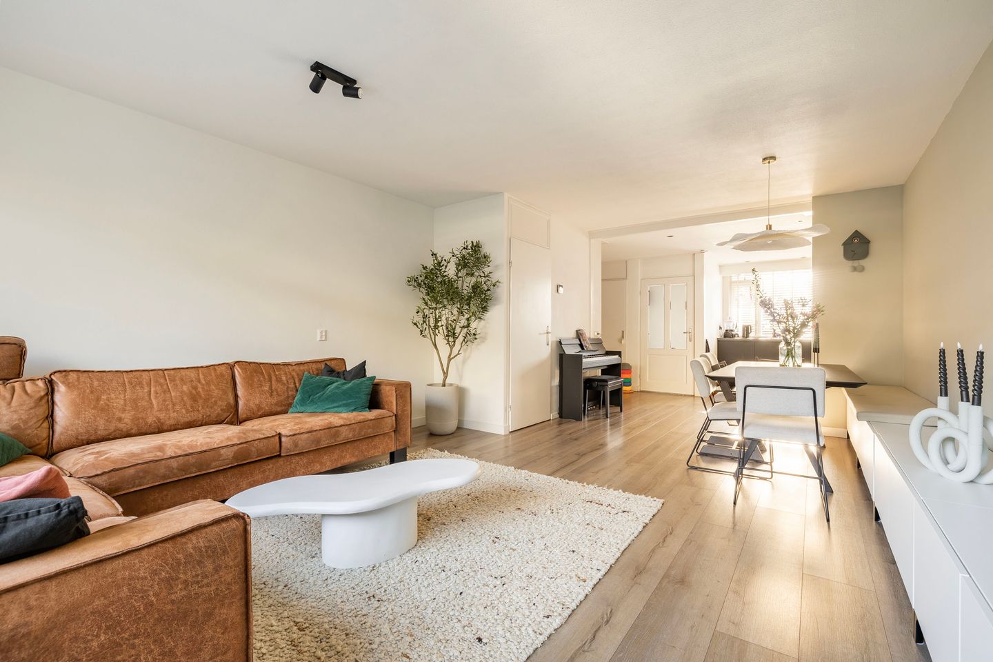 Foto 10 van Ruisdaelstraat 12