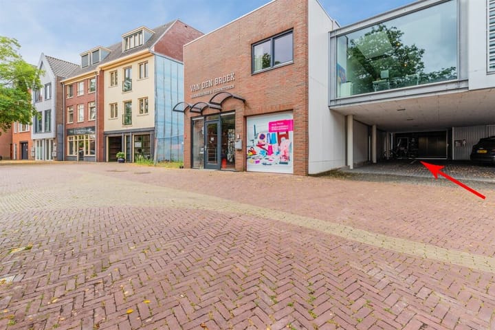 Foto 3 van Raadhuisplein 21-A