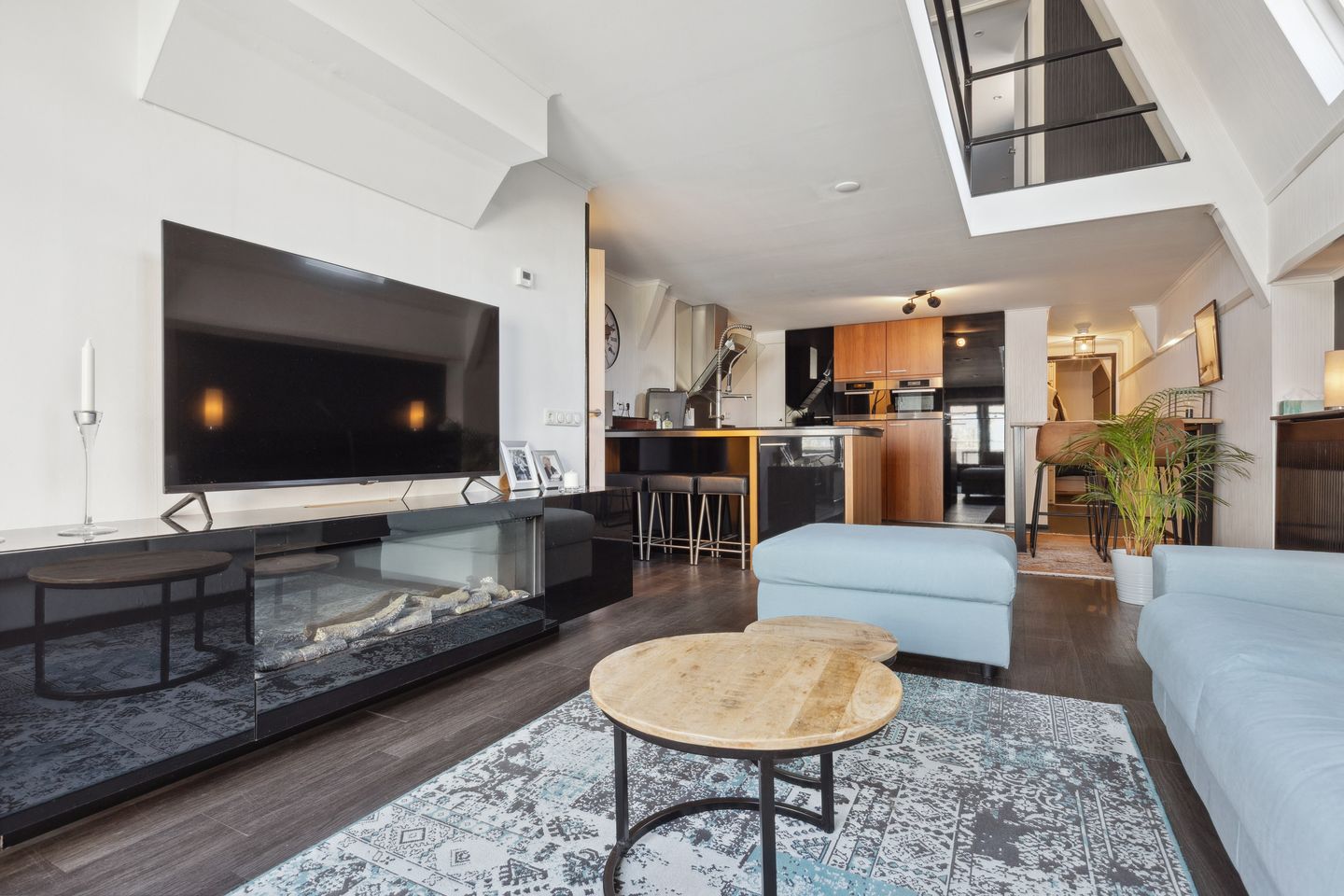 Foto 10 van Raadhuisplein 21-A