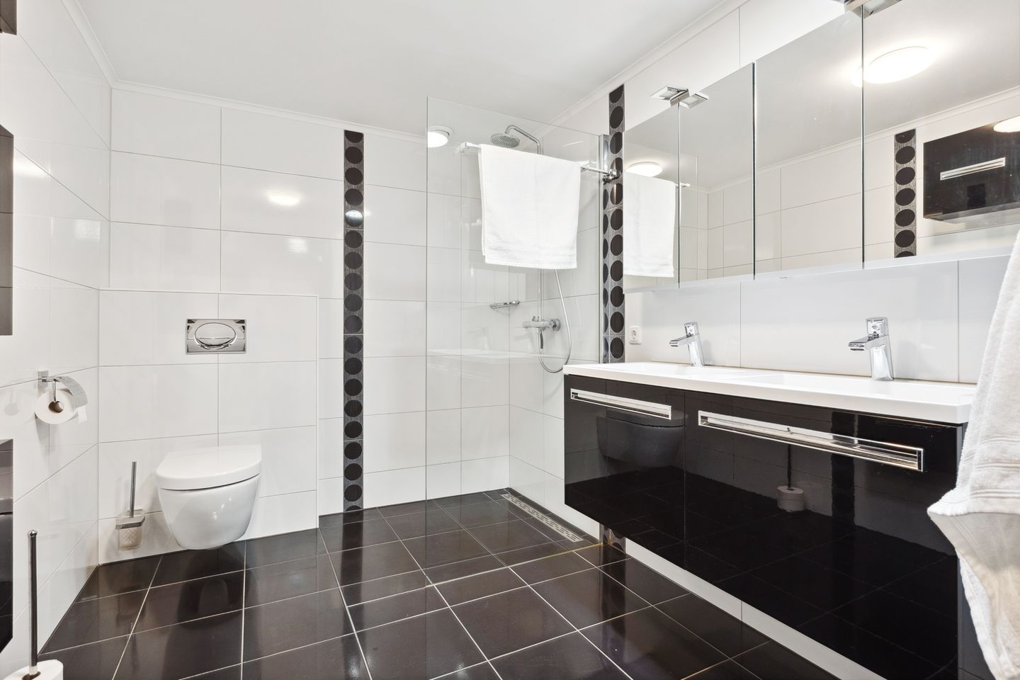 Foto 19 van Raadhuisplein 21-A