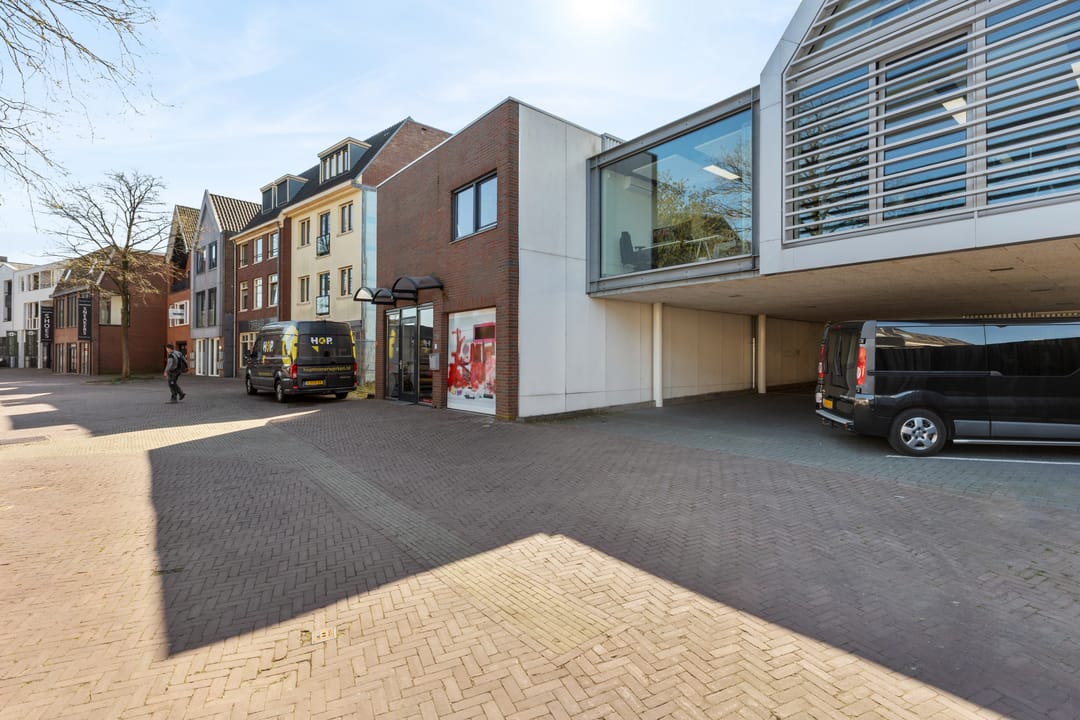 Foto 28 van Raadhuisplein 21-A