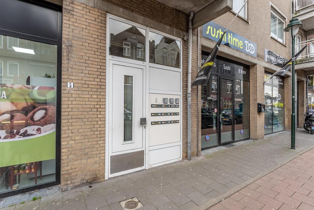 Photo 8 of Stationsstraat 17