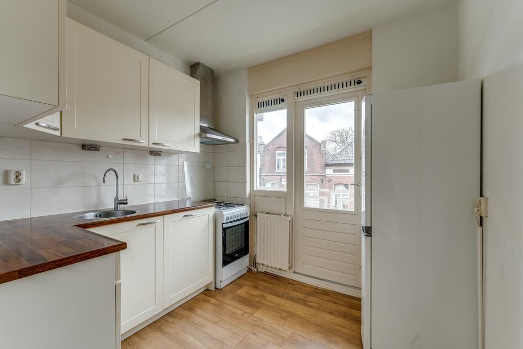 Photo 10 of Stationsstraat 17