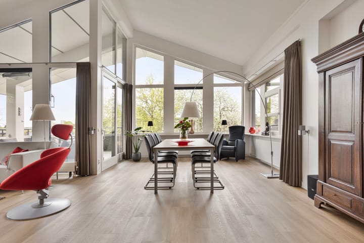 Foto 12 van van Lutterveltplein 4-R