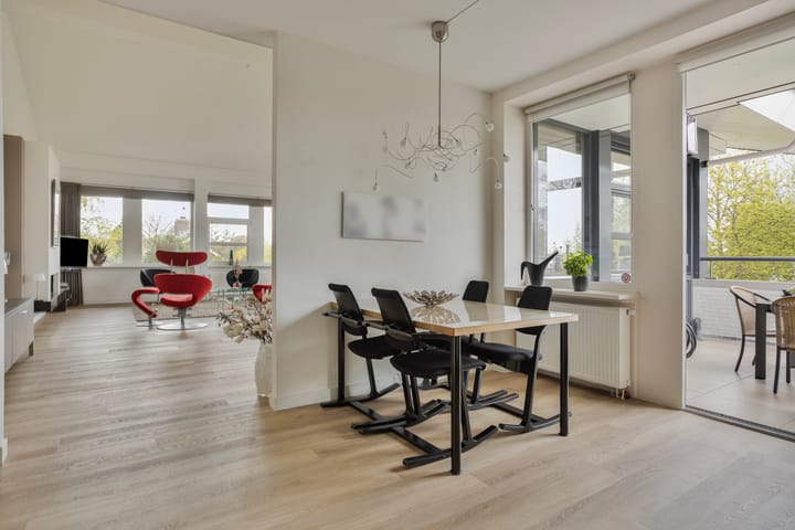 Foto 32 van van Lutterveltplein 4-R