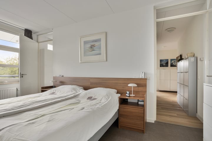 Foto 40 van van Lutterveltplein 4-R