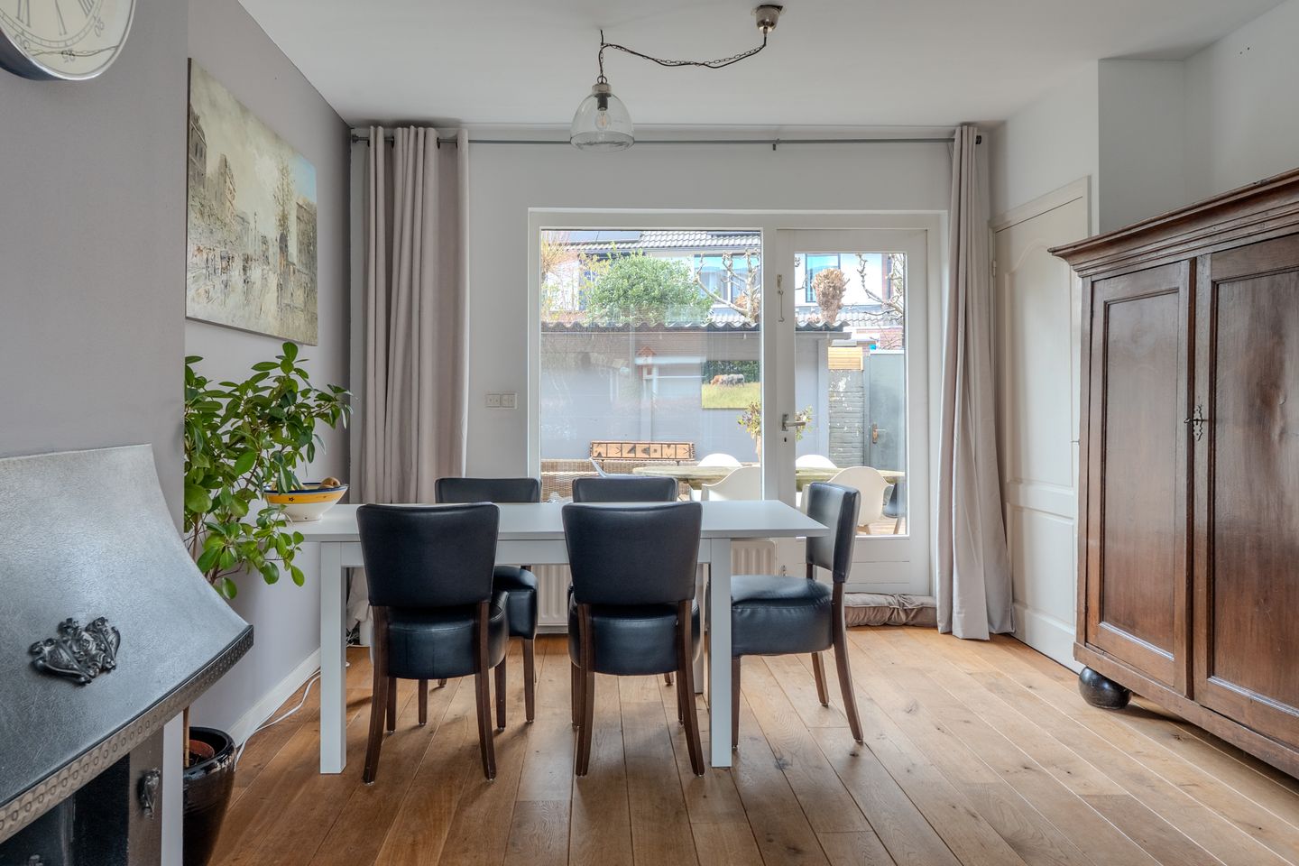 Photo 10 of van Brechtstraat 10