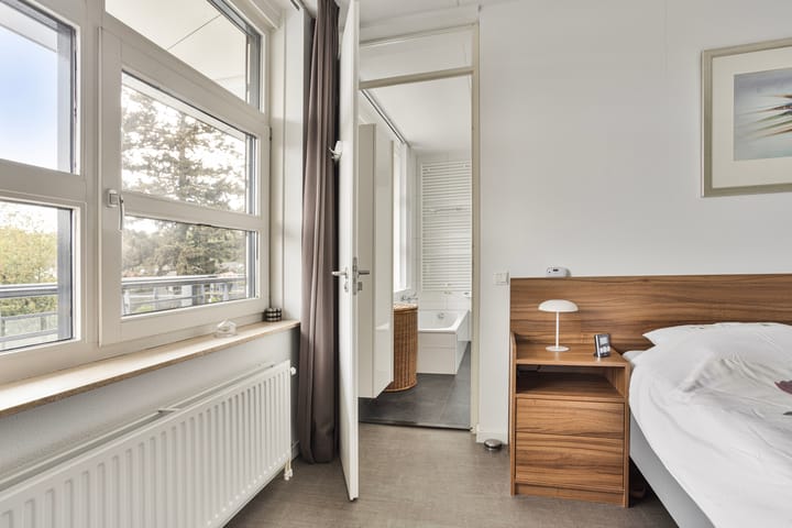 Foto 42 van van Lutterveltplein 4-R