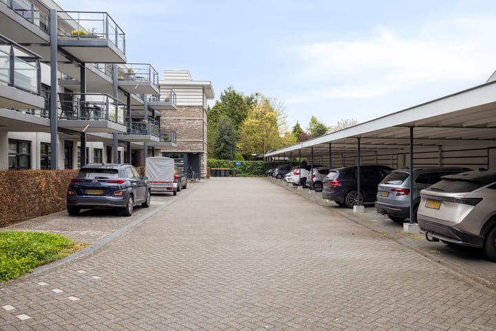 Foto 48 van van Lutterveltplein 4-R