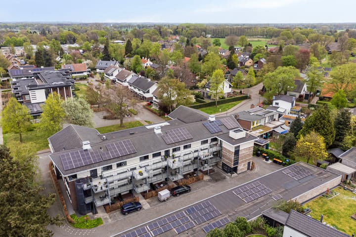 Foto 58 van van Lutterveltplein 4-R