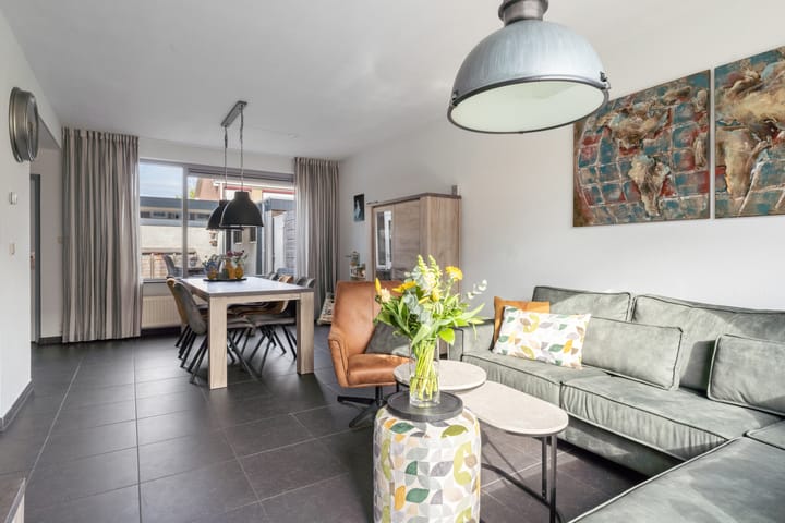 Foto 2 van Topaard 14