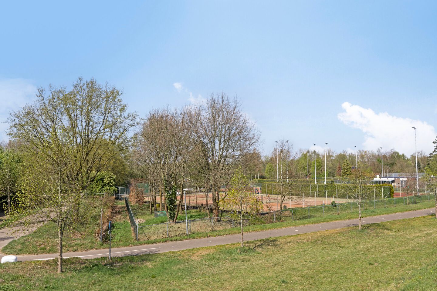 Foto 40 van Bakenbosweg 17