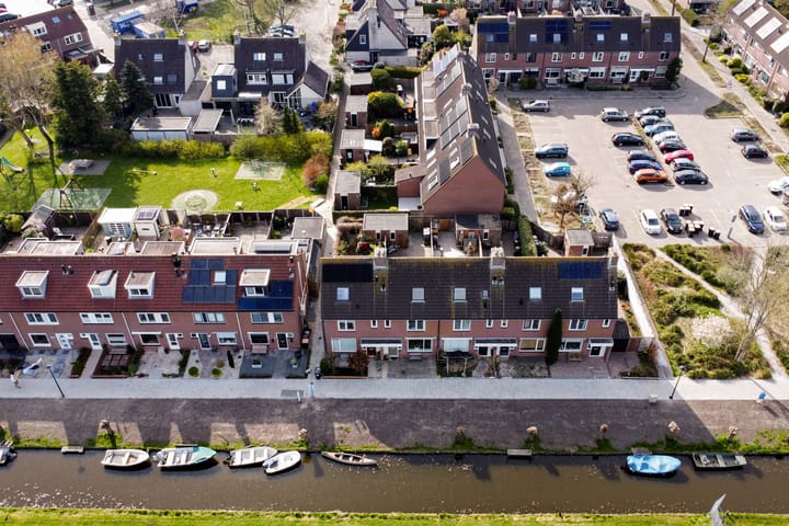 Foto 1 van Roze-ven 32