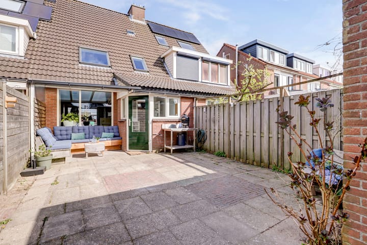 Foto 4 van Roze-ven 32