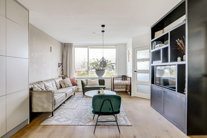 Foto 12 van Roze-ven 32