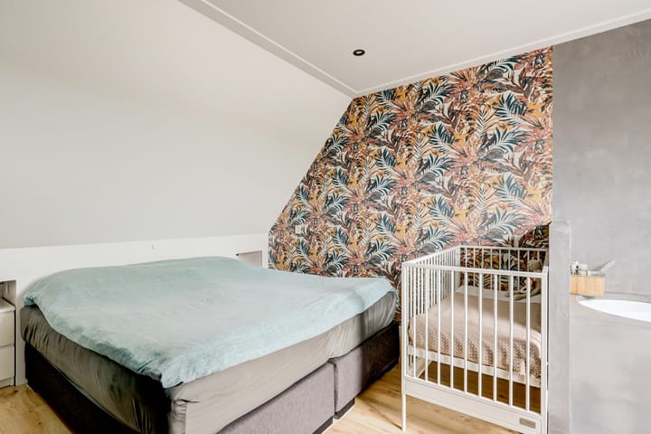 Foto 15 van Roze-ven 32