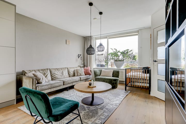 Foto 22 van Roze-ven 32