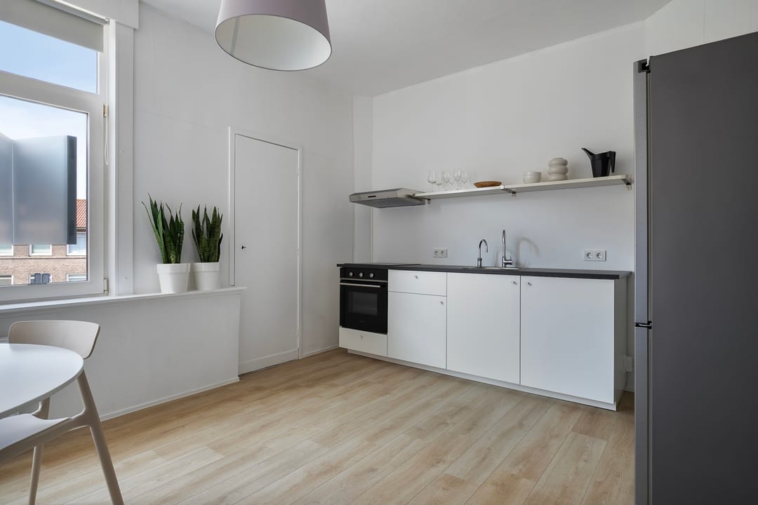 Foto 2 van Voltastraat 5-A