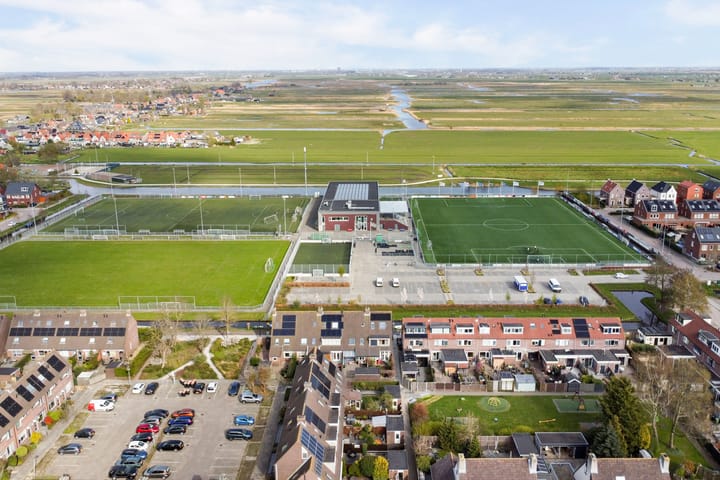 Foto 76 van Roze-ven 32