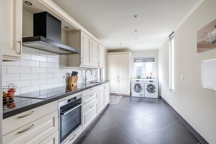 Photo 11 of Doetinchemsestraat 29