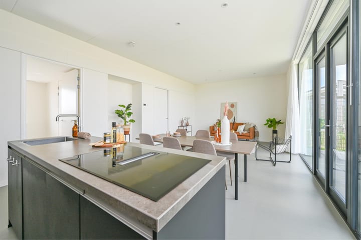 Photo 21 of Henry David Thoreaustraat 48