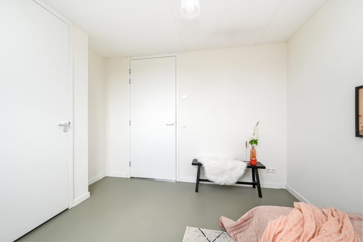 Photo 23 of Henry David Thoreaustraat 48